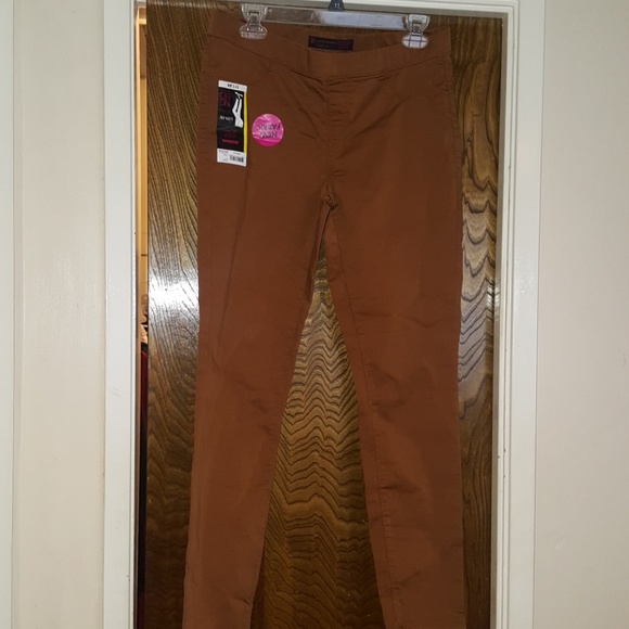 No Boundaries Pants - Jegging caramel color